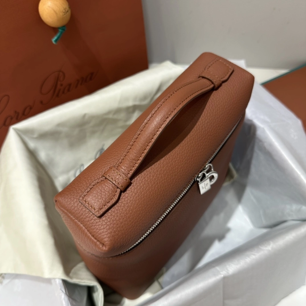 MOMO-- 8oro Pi191 FAN4041-P500 high quality version L23.5 cowhide sheepskin item:E-B177I2118